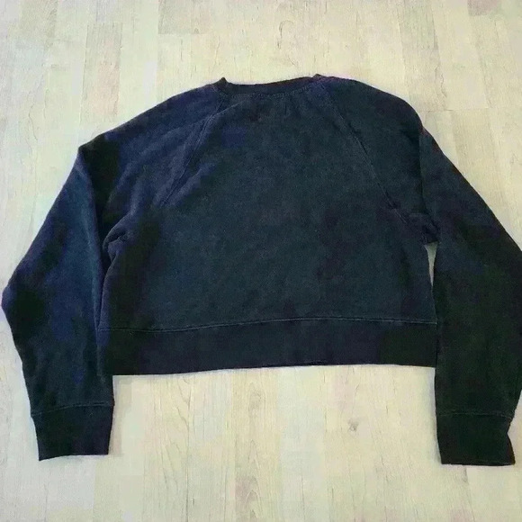 Gilly hicks cropped embroidered heart sweatshirt size small - Picture 2 of 5